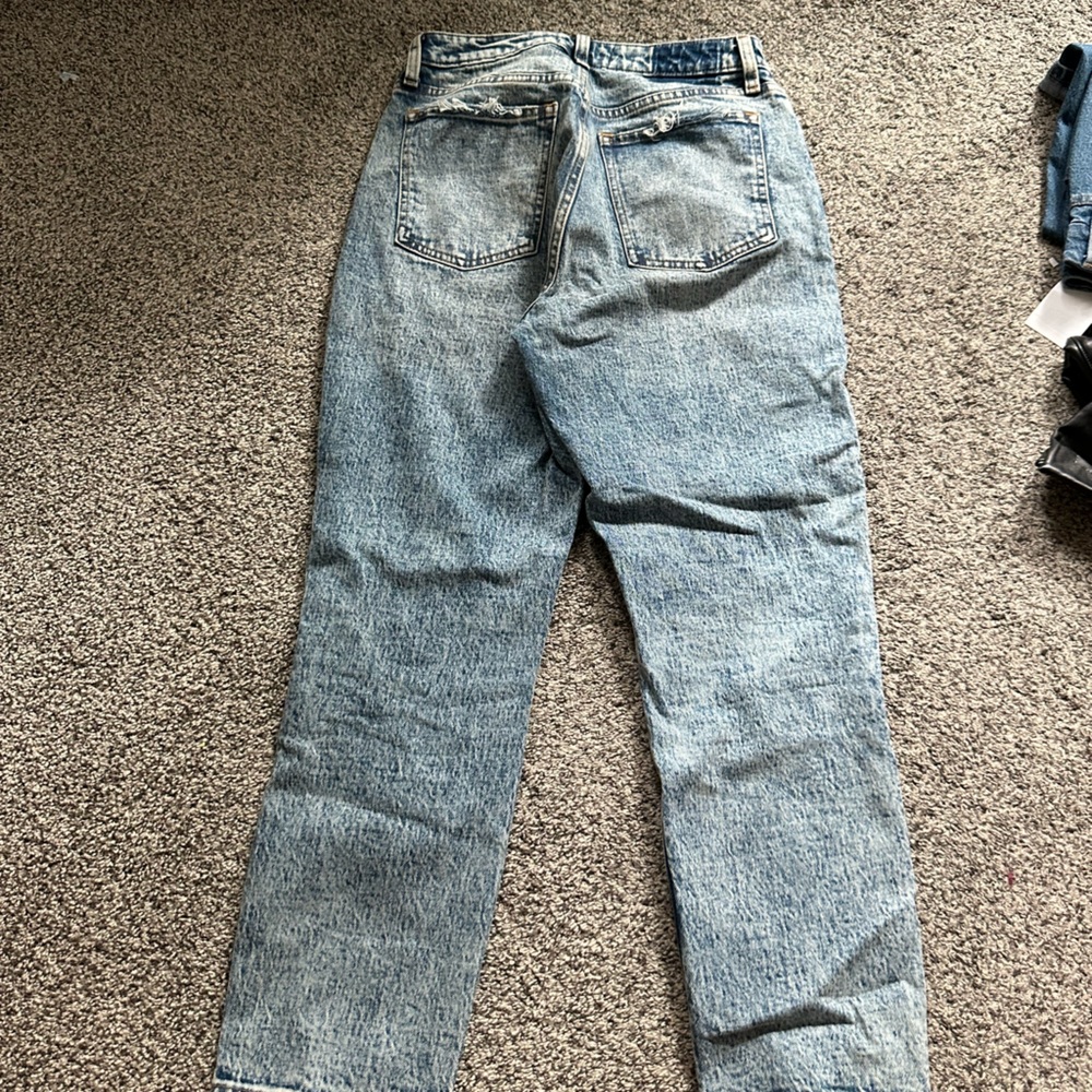 Women’s Abercrombie and Fitch jeans